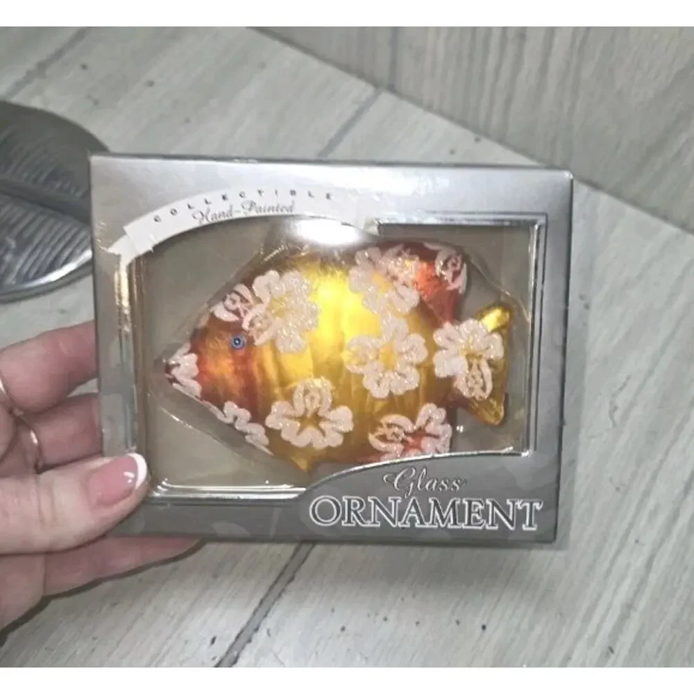 Vtg Hand Painted Island Heritage Hawaiian Fish Glass Christmas Ornament Floral